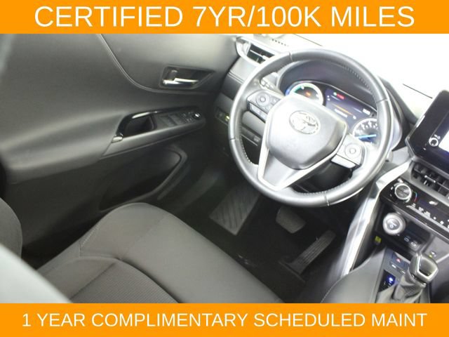 Used 2024 Toyota Venza LE AWD/4WD image 16