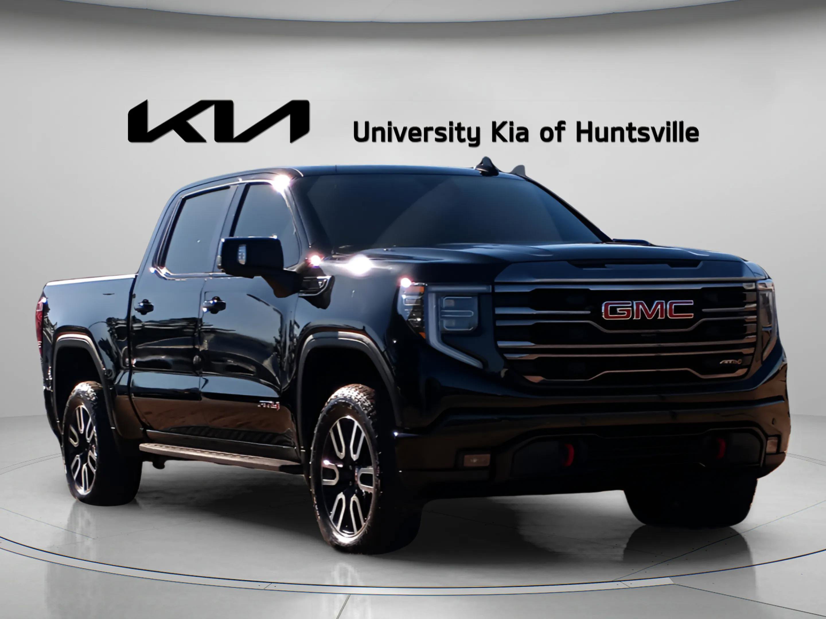 Used 2024 GMC Sierra 1500 AT4 w/ Technology Package image 2