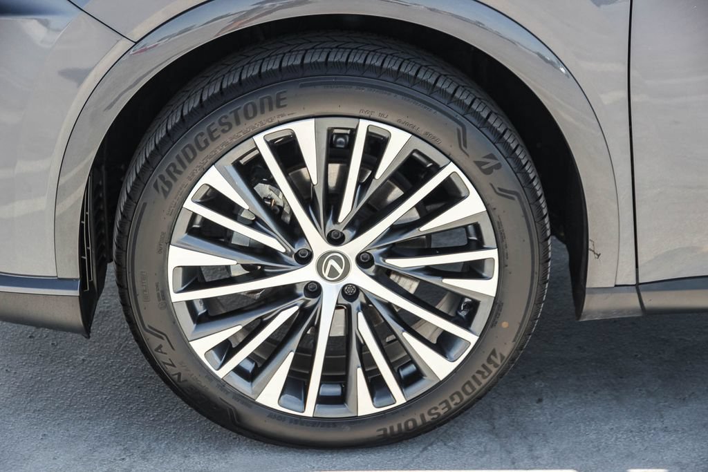 Certified 2024 Lexus RX 350 Premium Plus w/ Accessory Package (Z1) FWD image 11