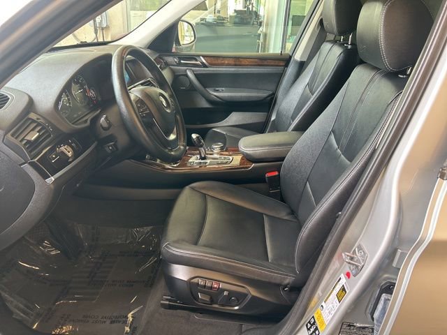 Used 2016 BMW X3 xDrive28d image 16