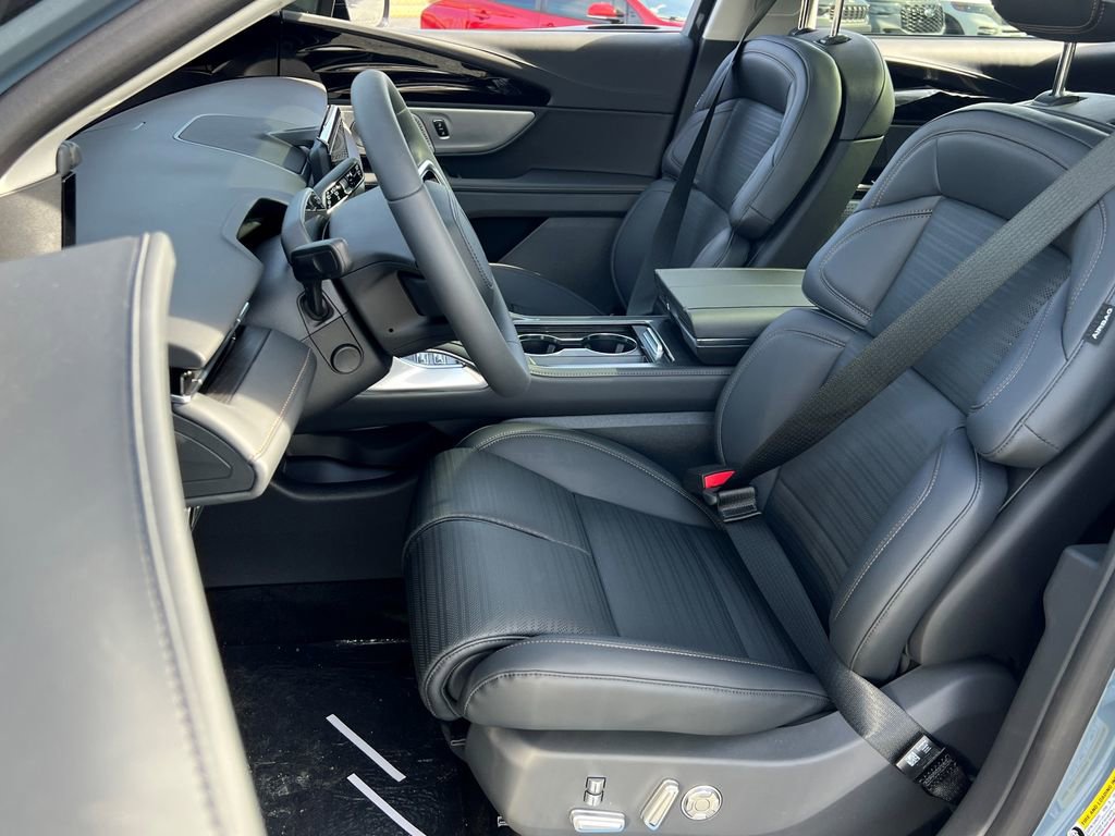 New 2026 Lincoln Nautilus Reserve AWD/4WD image 14