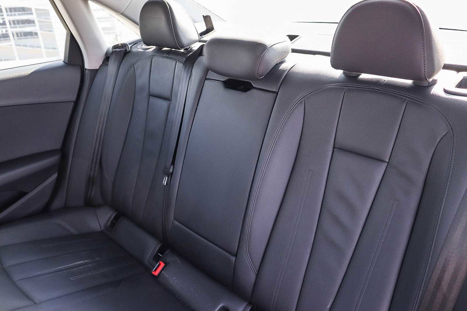 Used 2018 Audi A4 2.0T Ultra Premium image 25