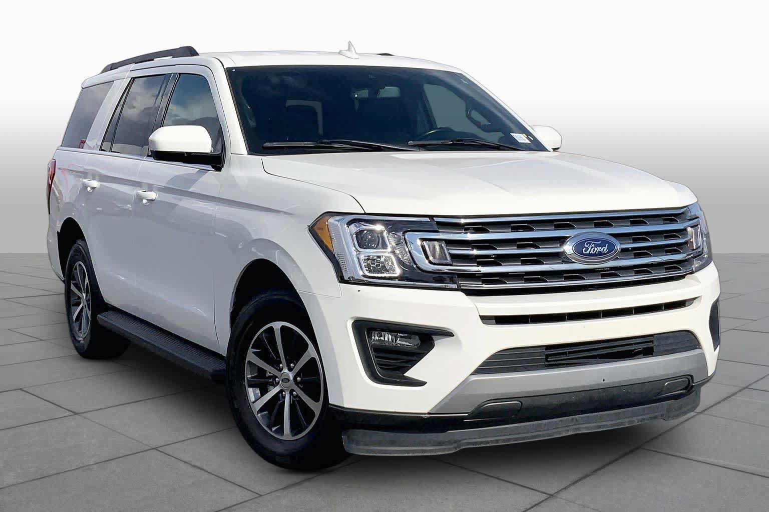 Used 2021 Ford Expedition XLT RWD image 3