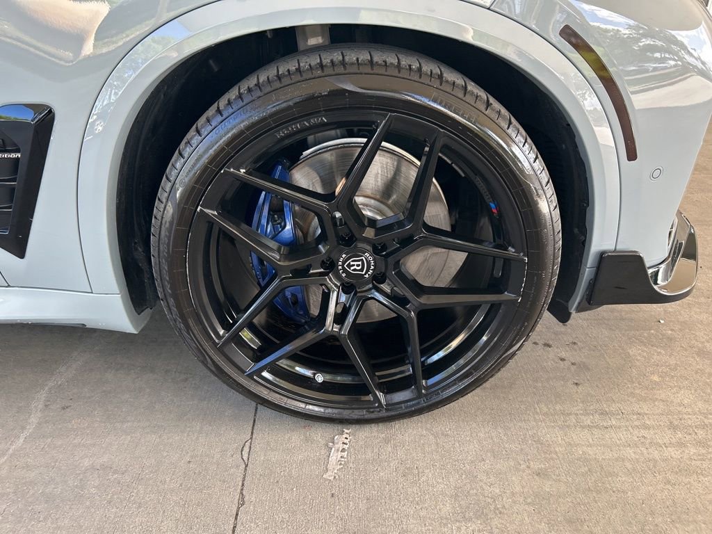 Used 2024 BMW X5 xDrive40i w/ M Sport Package image 26