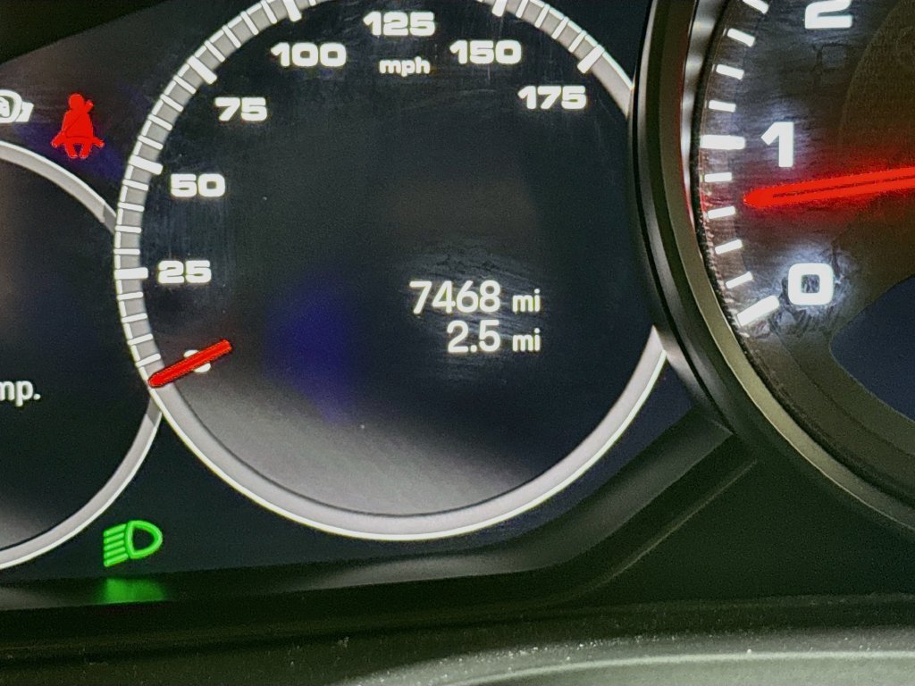 Certified 2023 Porsche Cayenne AWD/4WD image 14