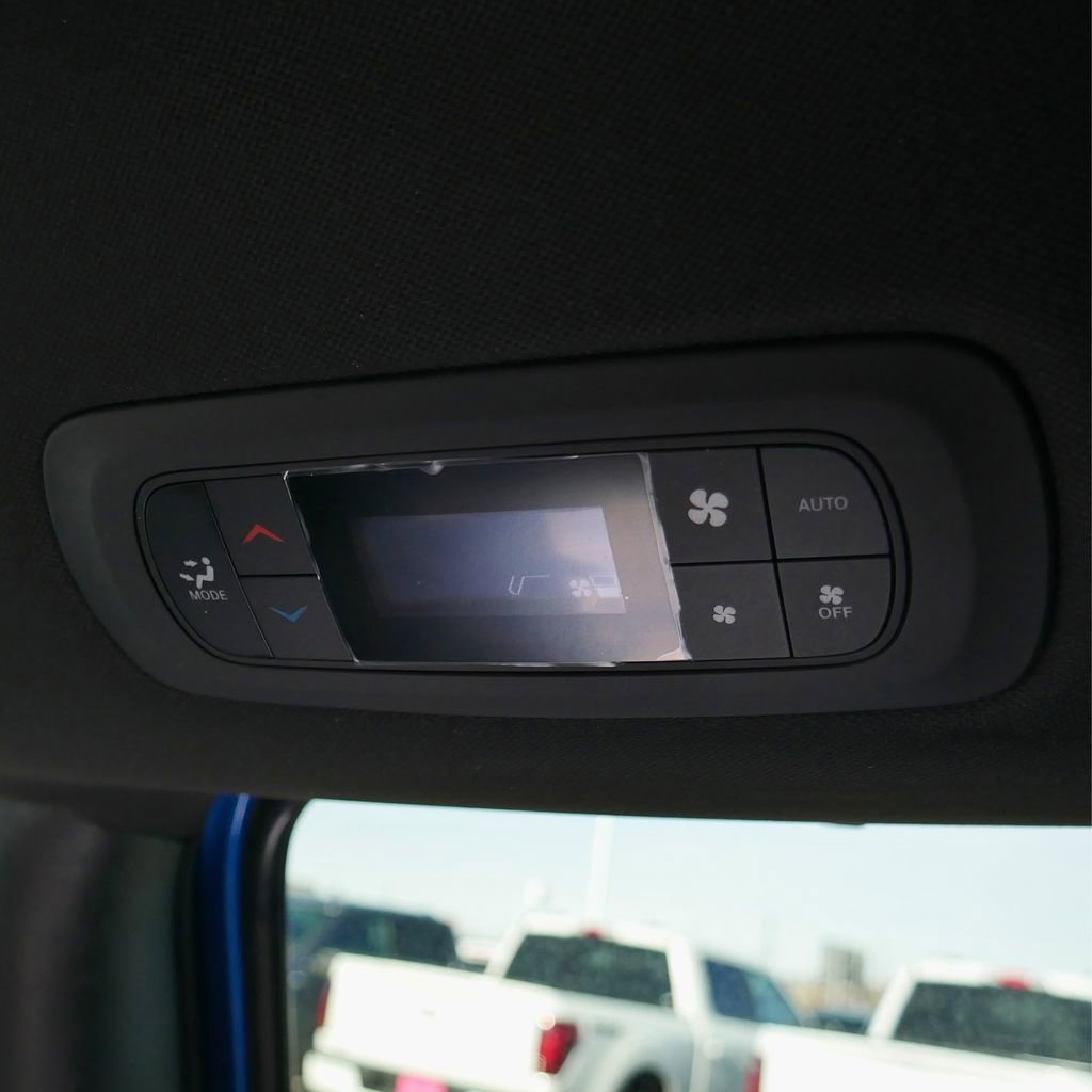 New 2026 Chrysler Pacifica Select image 26