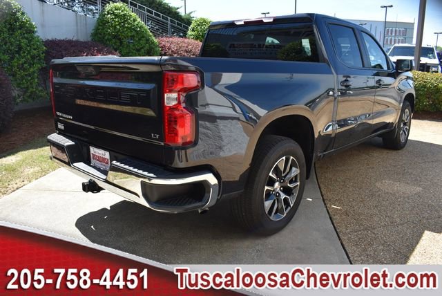 Used 2022 Chevrolet Silverado 1500 LT w/ Protection Package RWD image 9