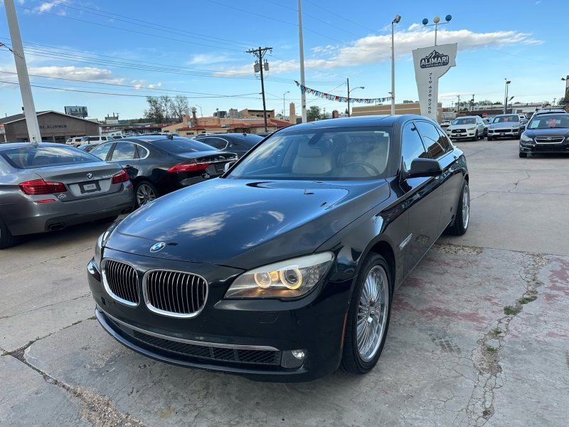 Used 2011 BMW 750Li xDrive AWD/4WD image 3