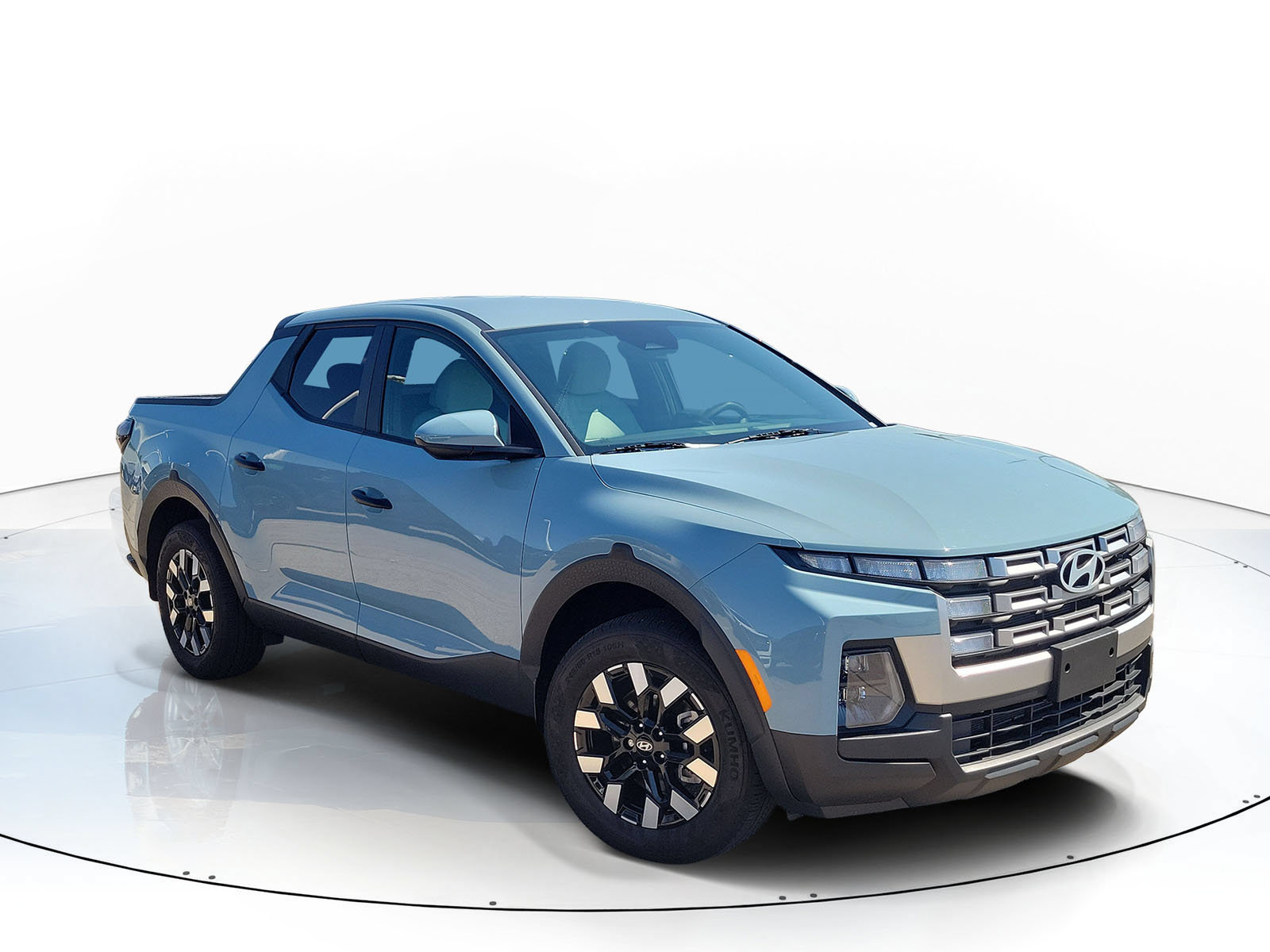 Used 2025 Hyundai Santa Cruz SE AWD/4WD image 2