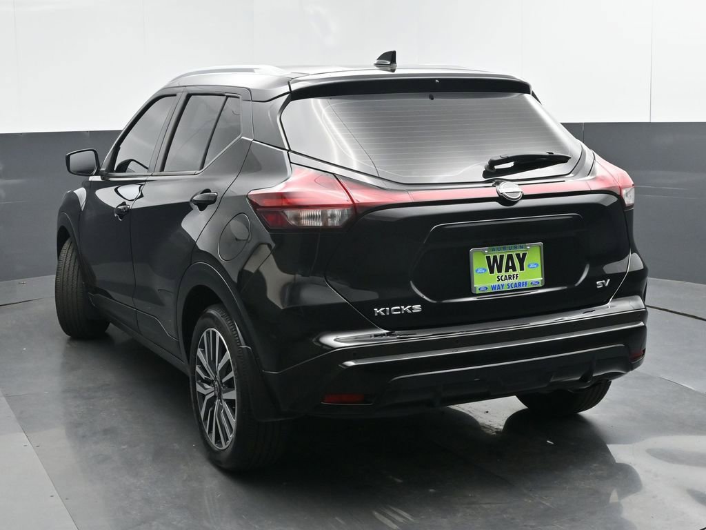 Used 2024 Nissan Kicks SV FWD image 4