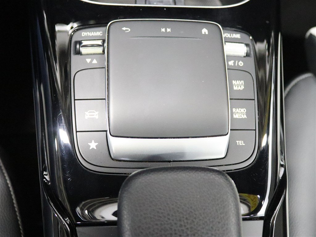 Used 2022 Mercedes-Benz CLA 35 AMG 4MATIC image 40
