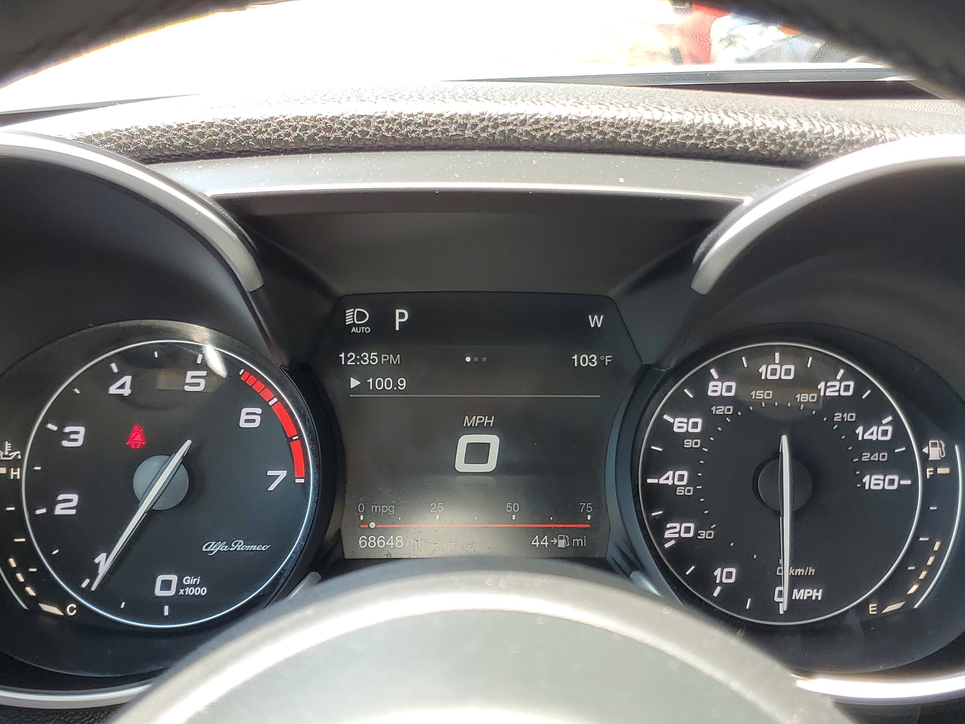 Used 2018 Alfa Romeo Giulia RWD image 23