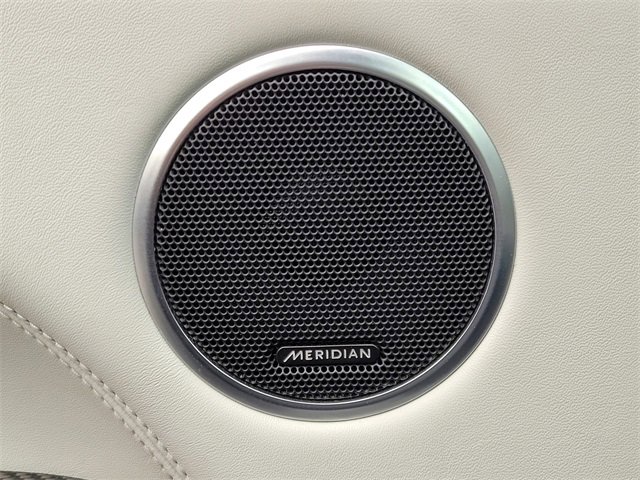 Used 2018 Land Rover Range Rover Sport SVR image 27