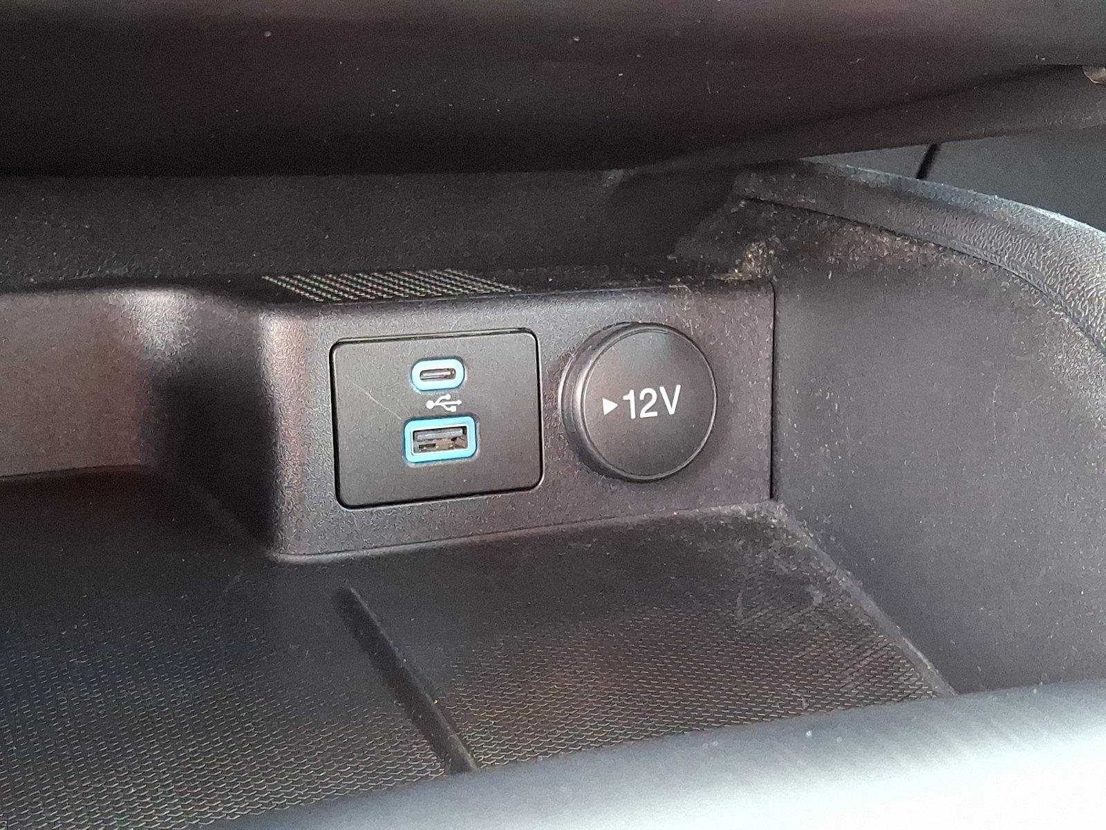 Used 2023 Ford Escape Active AWD/4WD image 18