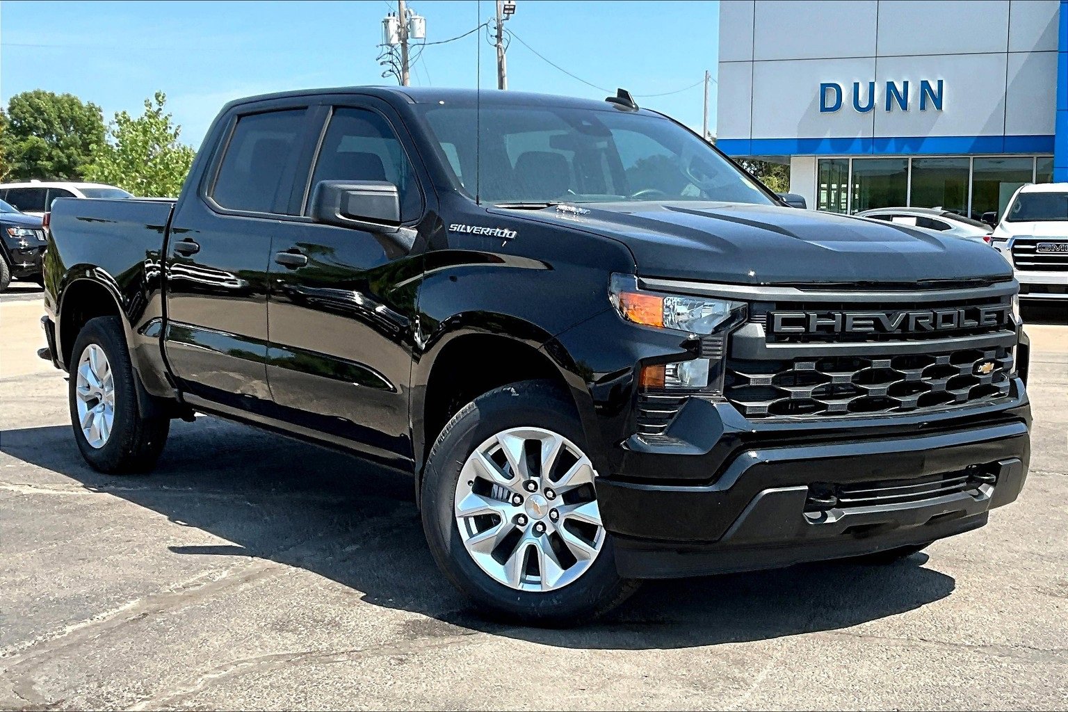 New 2025 Chevrolet Silverado 1500 Custom image 2