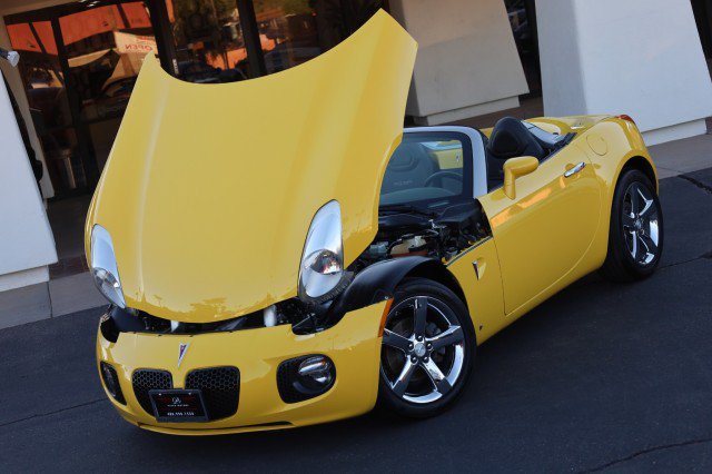 Used 2008 Pontiac Solstice GXP w/ Premium Package RWD image 38