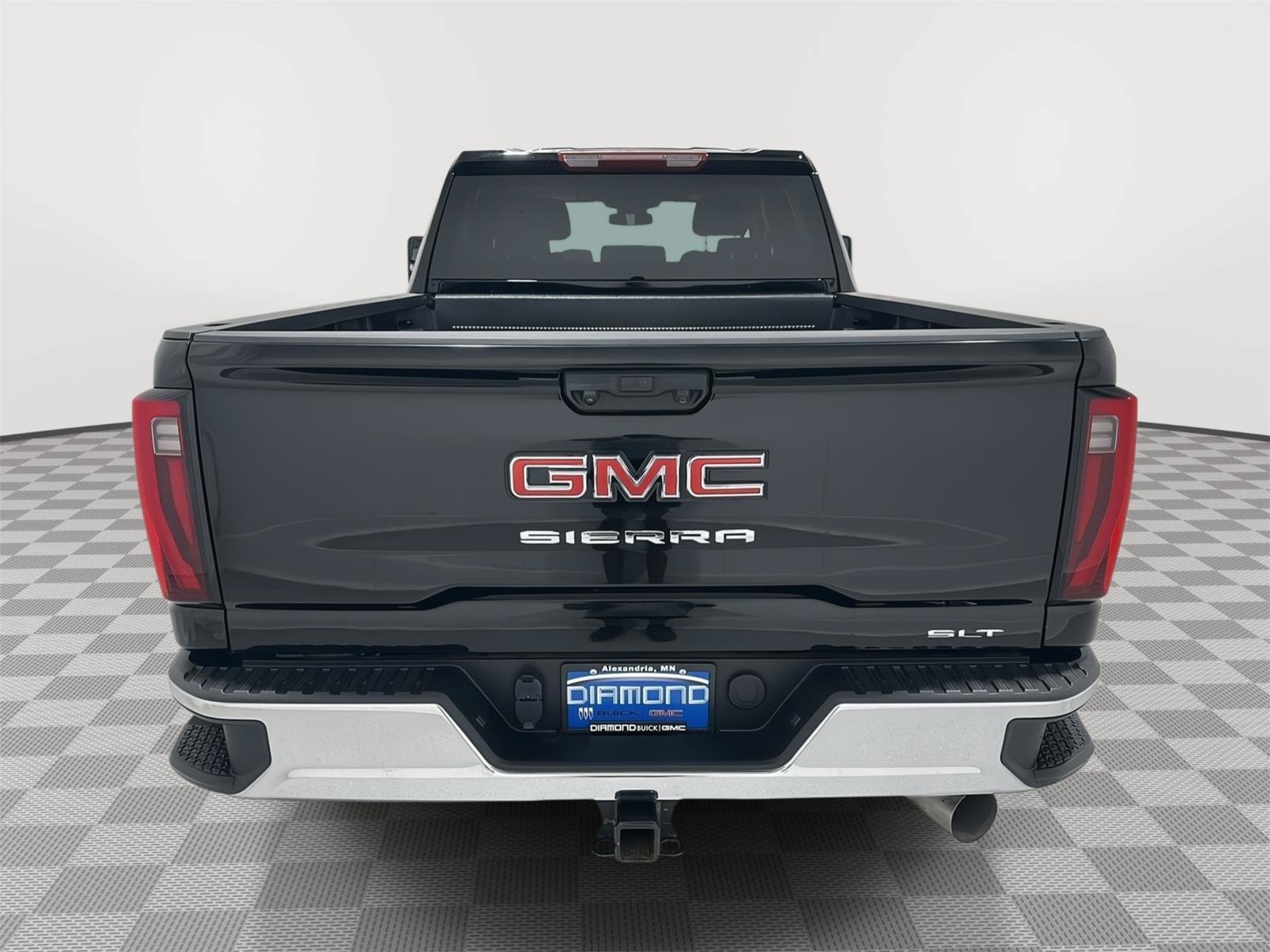 Used 2026 GMC Sierra 2500 SLT w/ SLT Convenience Package AWD/4WD image 4