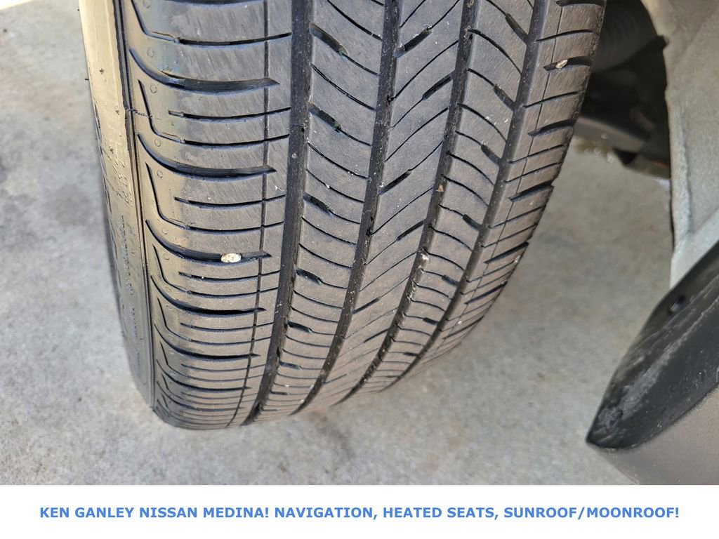 Used 2024 Kia Seltos EX image 19