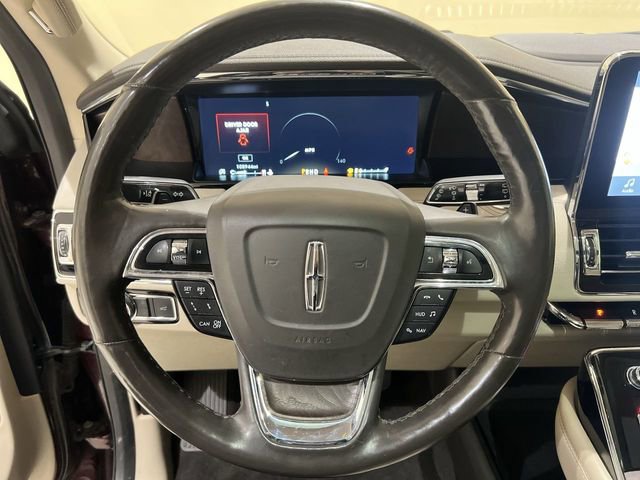Used 2019 Lincoln Navigator L Reserve AWD/4WD image 10