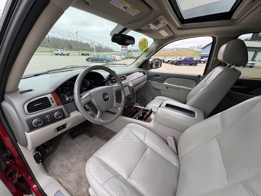 Used 2013 Chevrolet Tahoe LTZ image 32