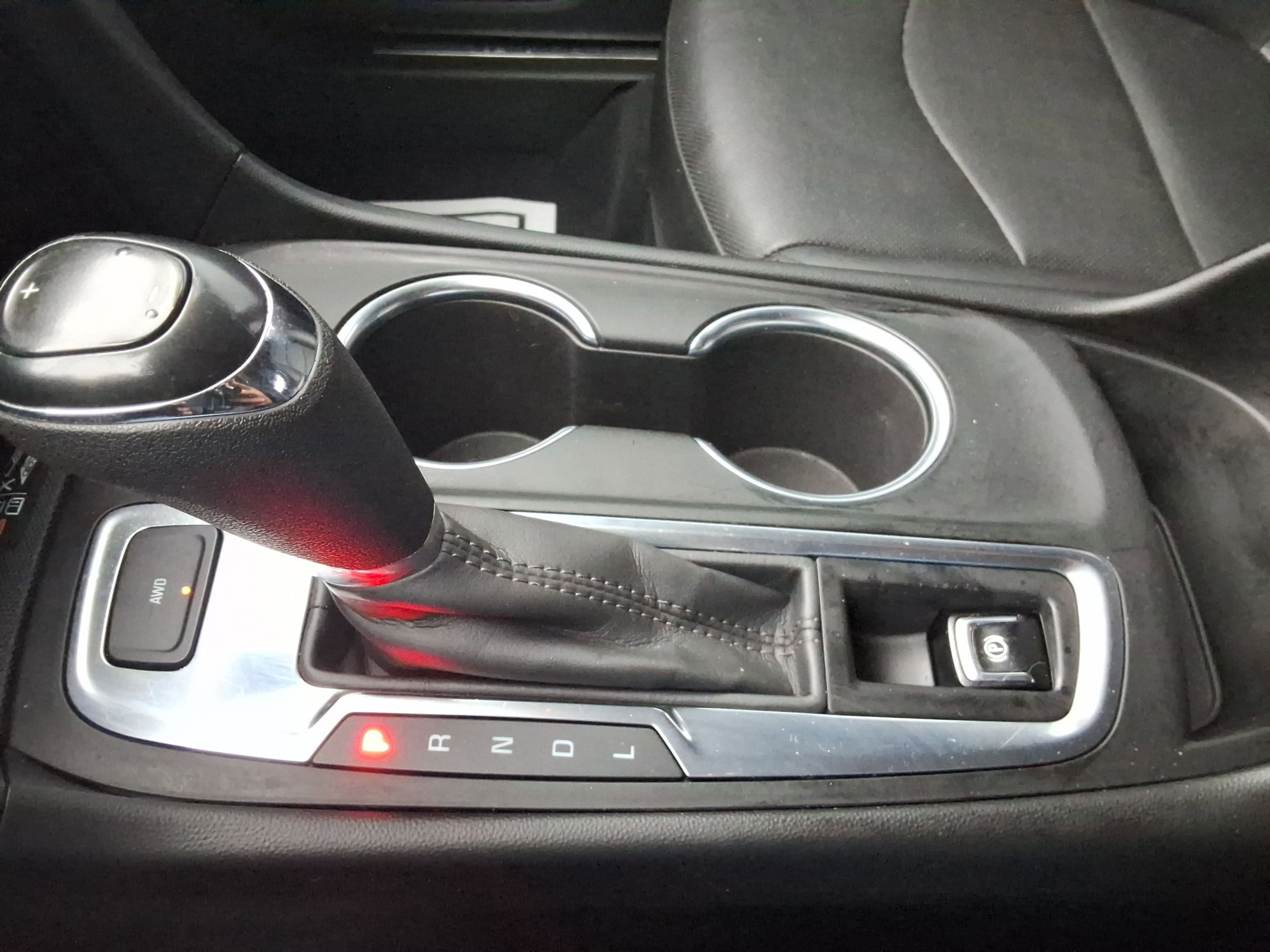 Used 2021 Chevrolet Equinox Premier image 19