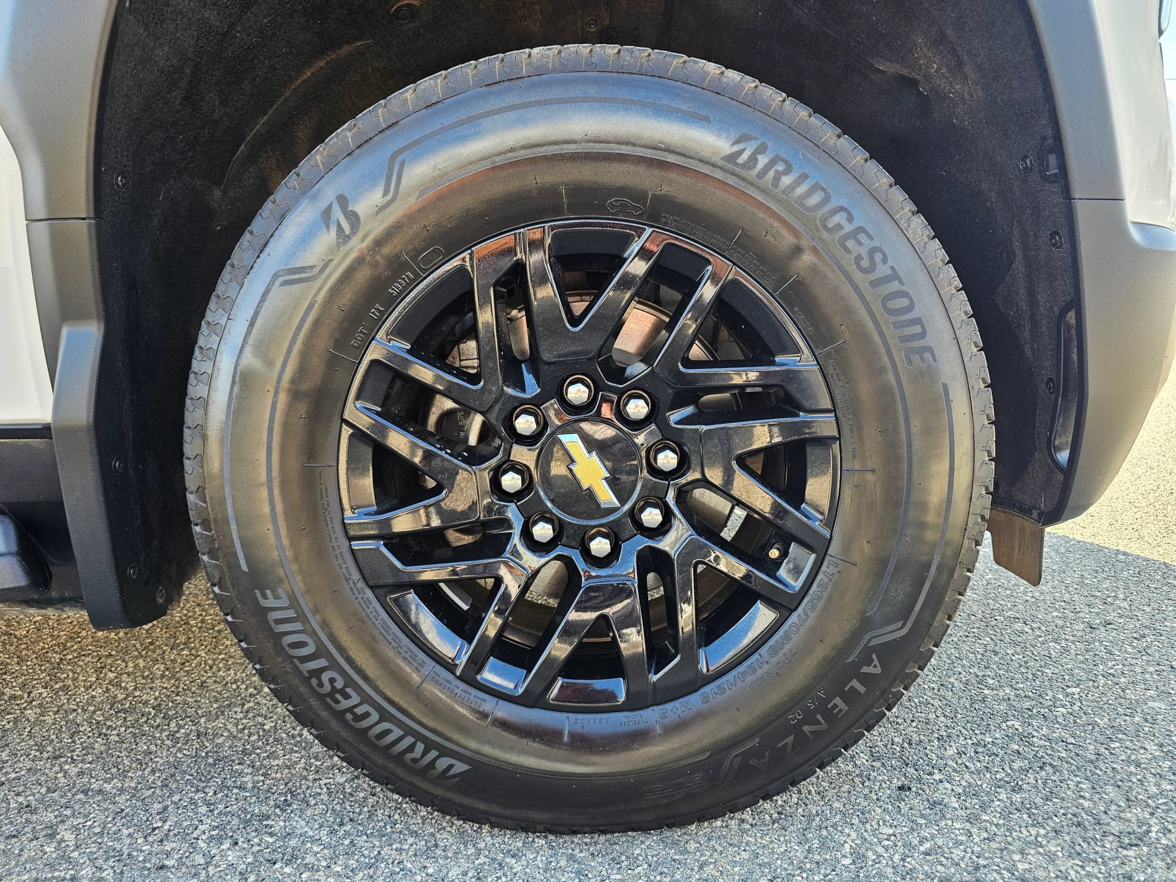 Used 2024 Chevrolet Silverado EV W/T AWD/4WD image 32