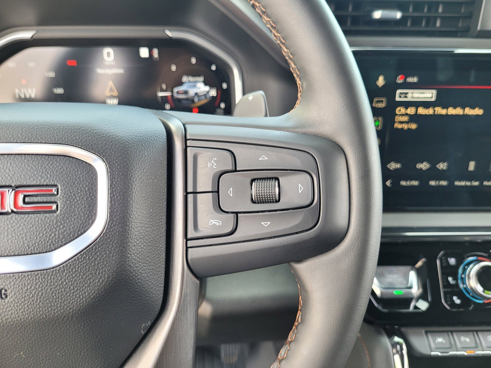 Used 2023 GMC Sierra 1500 AT4 AWD/4WD image 22