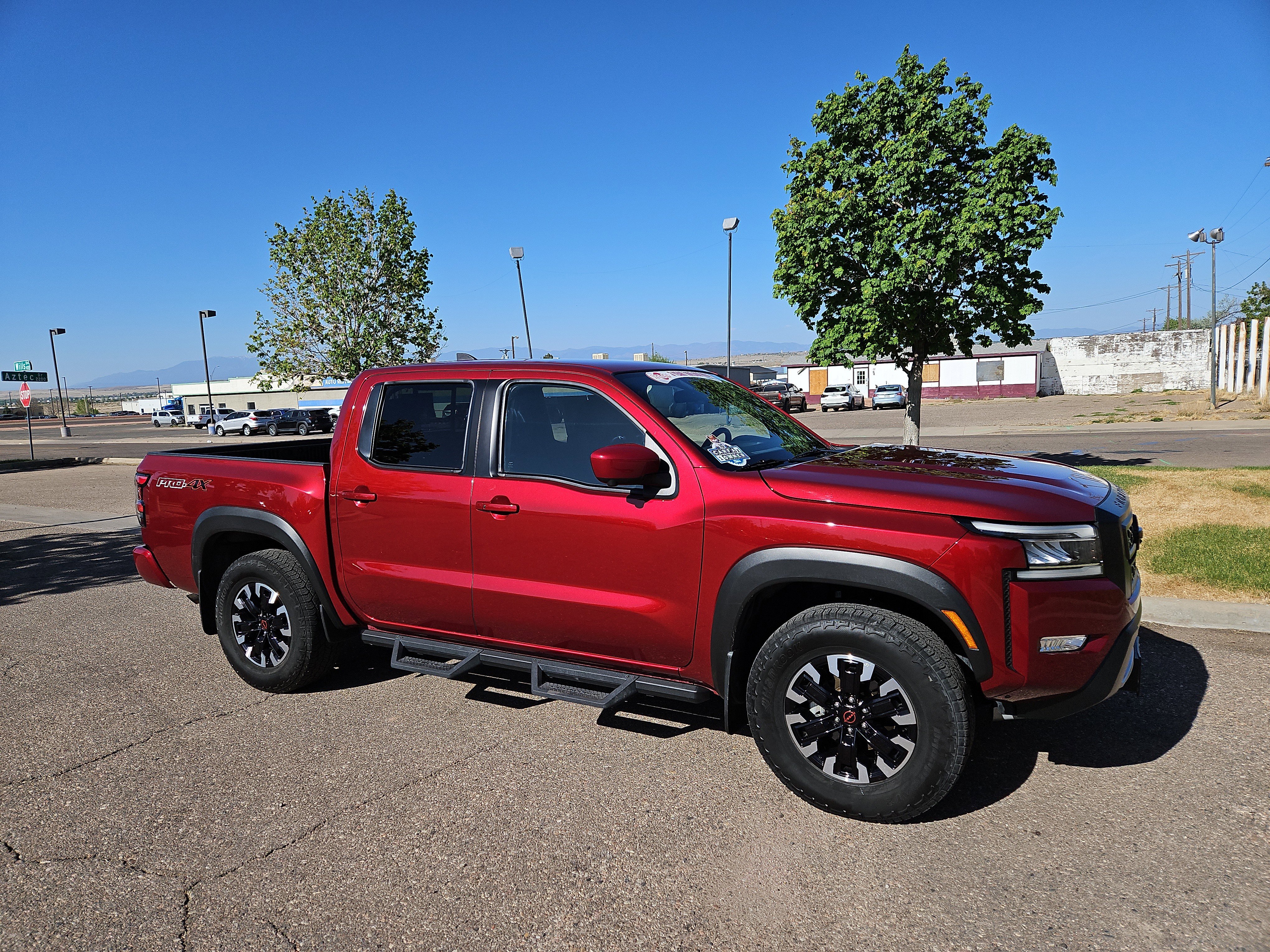 Used 2023 Nissan Frontier PRO-4X w/ Pro Convenience Package AWD/4WD image 2