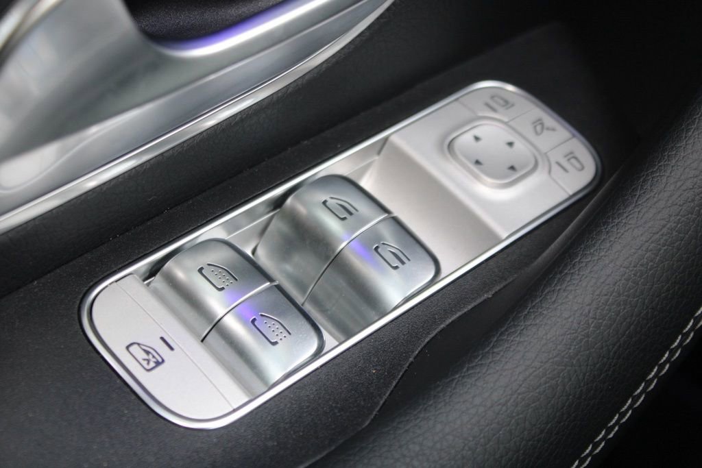 Certified 2025 Mercedes-Benz GLS 580 4MATIC image 14