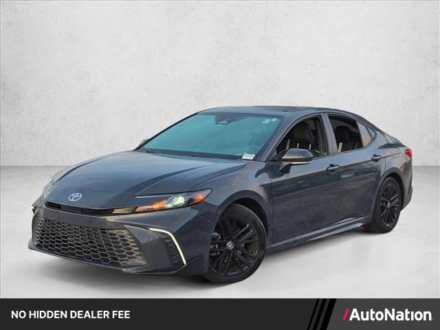 Used 2025 Toyota Camry SE w/ Multimedia Upgrade Package