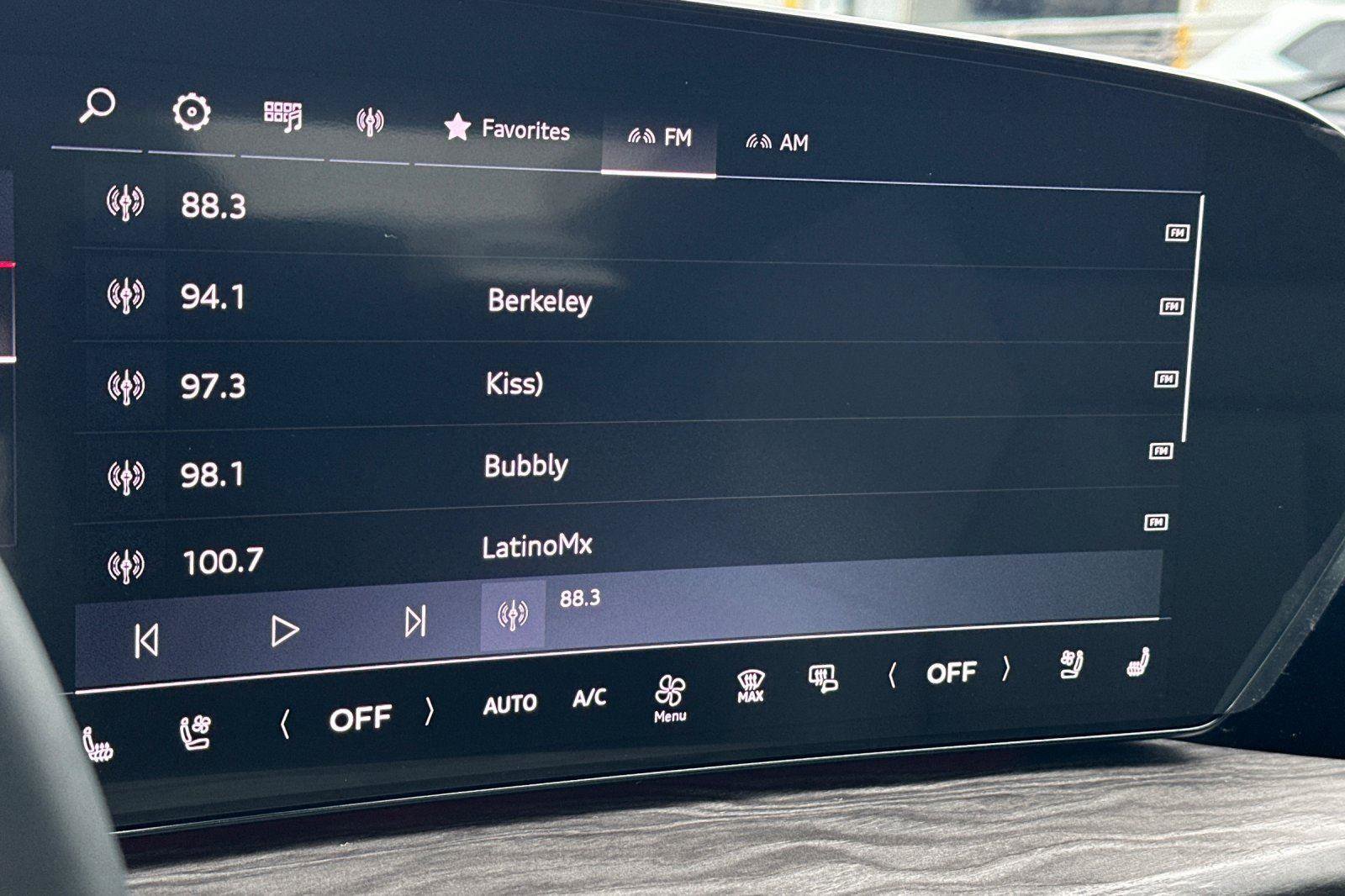 New 2025 Audi Q5 Premium Plus image 17