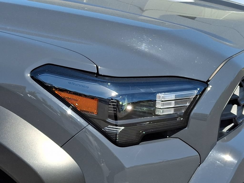 Used 2025 Toyota 4Runner TRD Off-Road AWD/4WD image 8