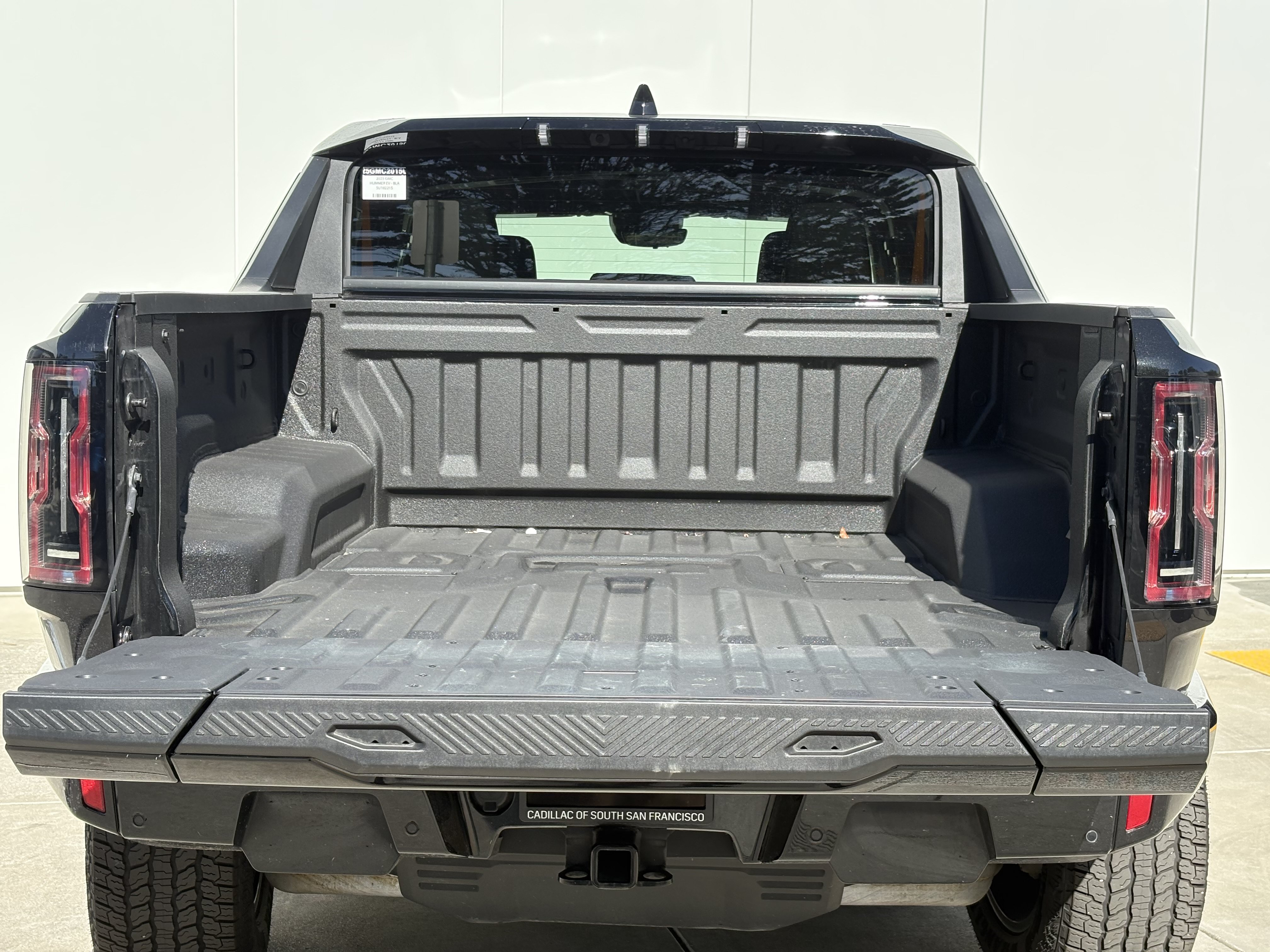 Used 2025 GMC Hummer EV 2X AWD/4WD image 9