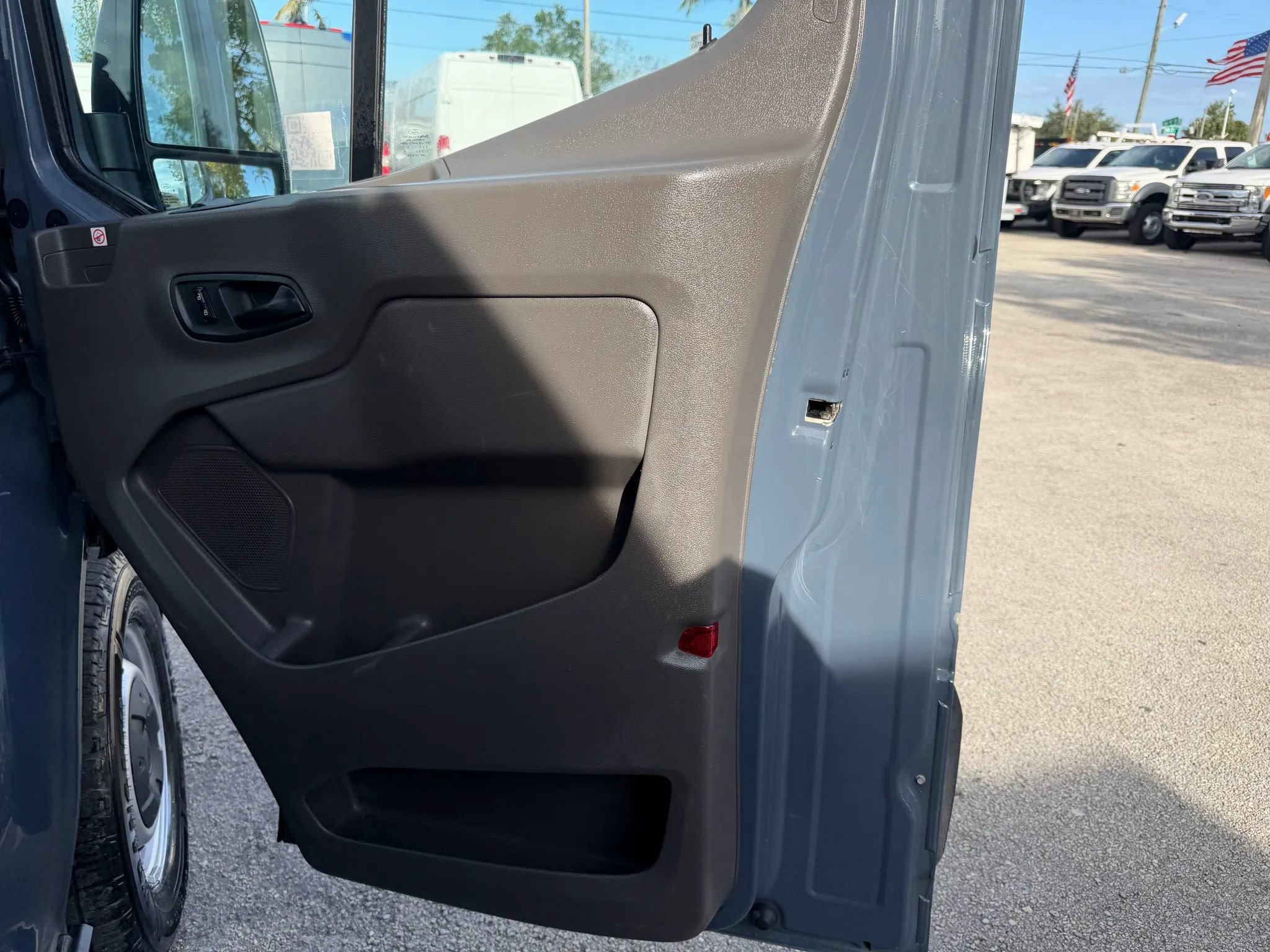 Used 2020 Ford Transit 250 148 High Roof Extended RWD image 16