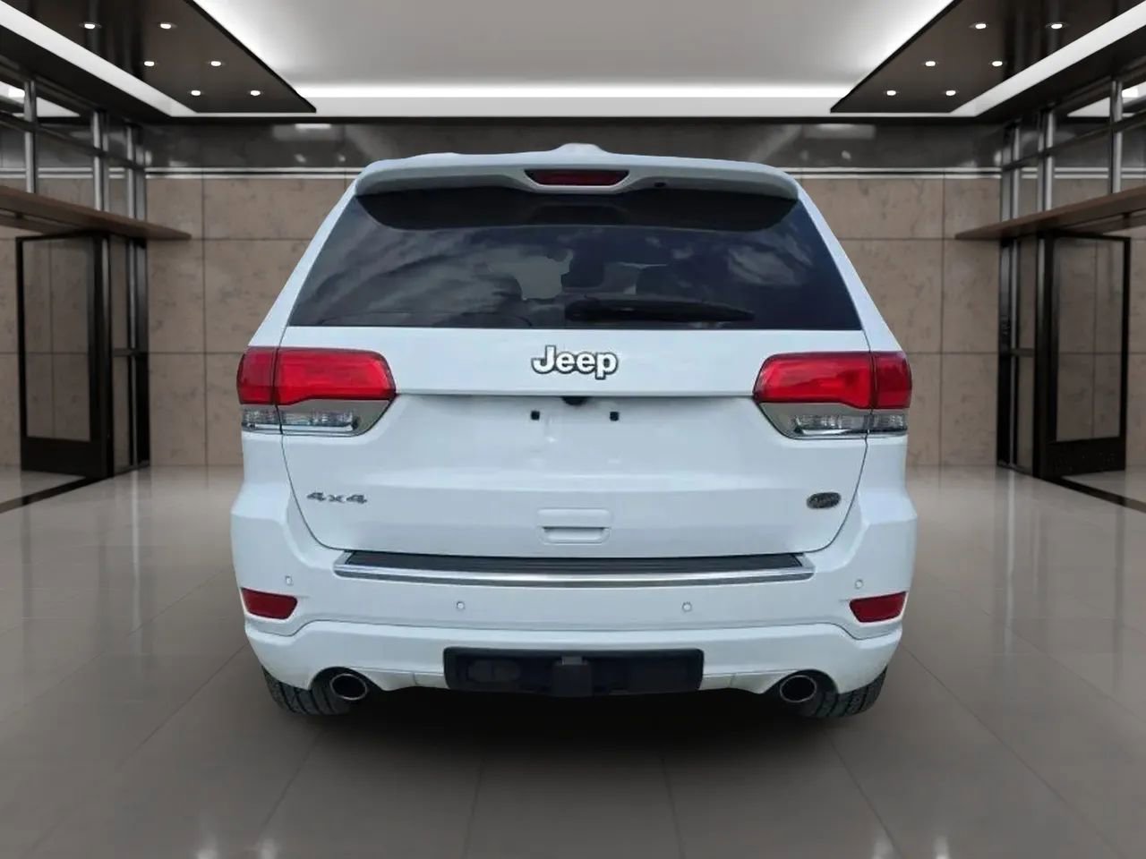 Used 2018 Jeep Grand Cherokee Overland image 8