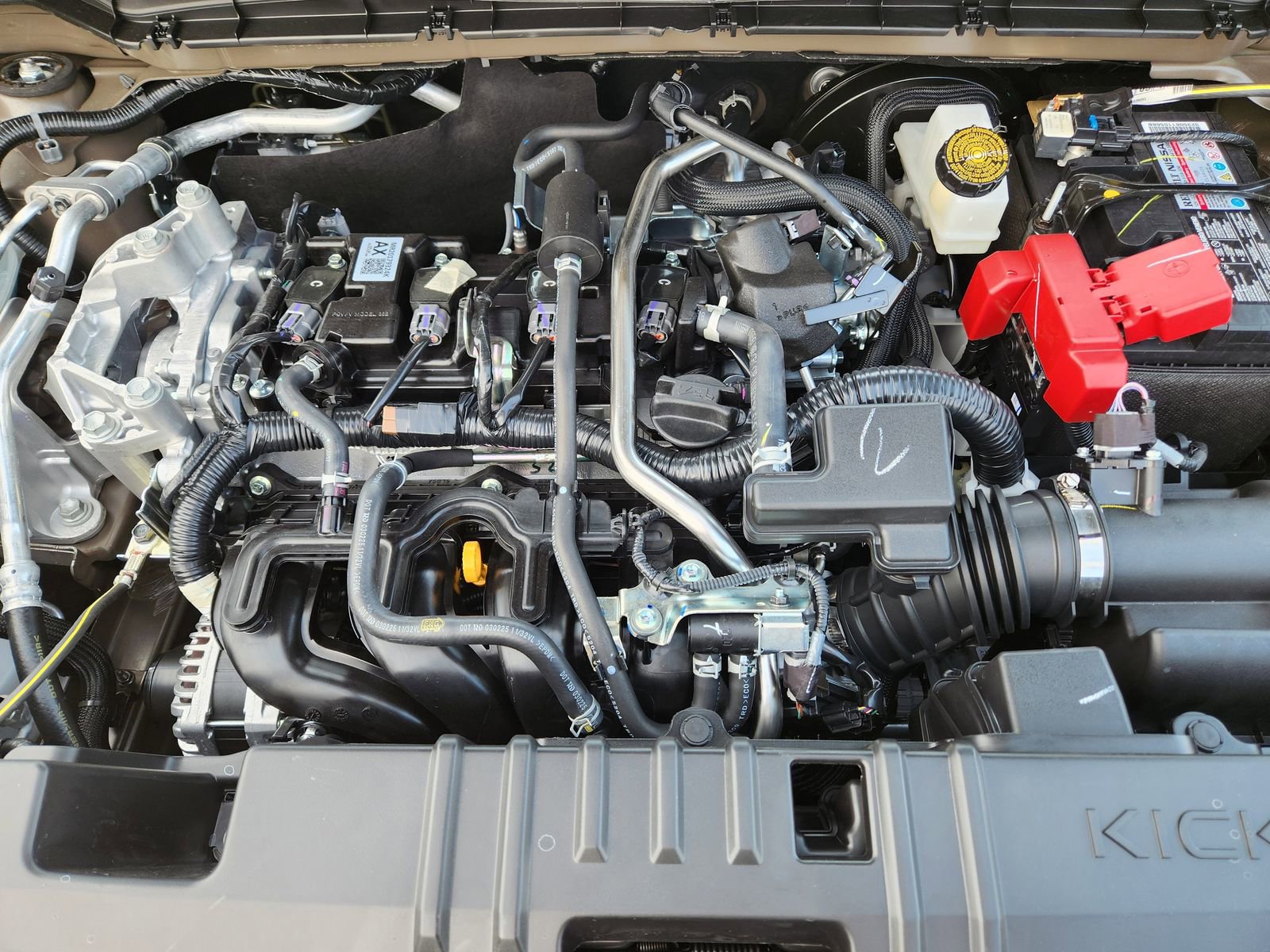 New 2026 Nissan Kicks SR image 26