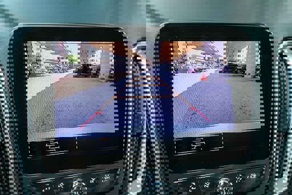 Used 2023 Chevrolet Malibu LT image 24