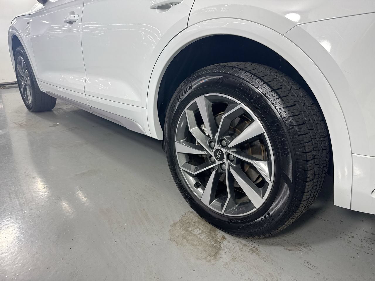 Used 2024 Audi Q5 2.0T Premium Plus AWD/4WD image 11