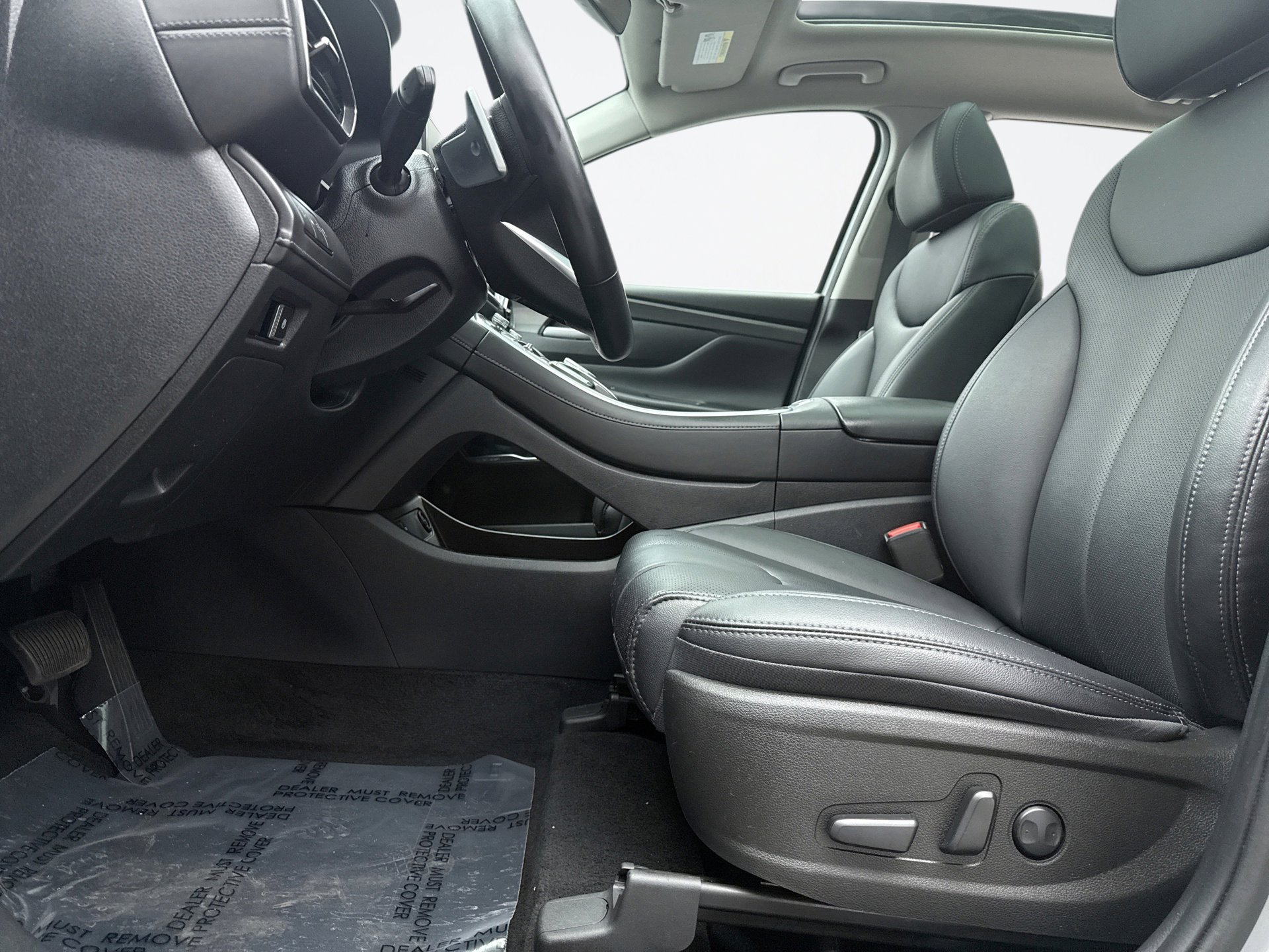 Used 2023 Hyundai Santa Fe SEL w/ Premium Package image 11