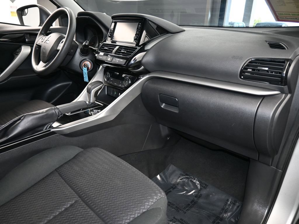 Used 2023 Mitsubishi Eclipse Cross ES image 38