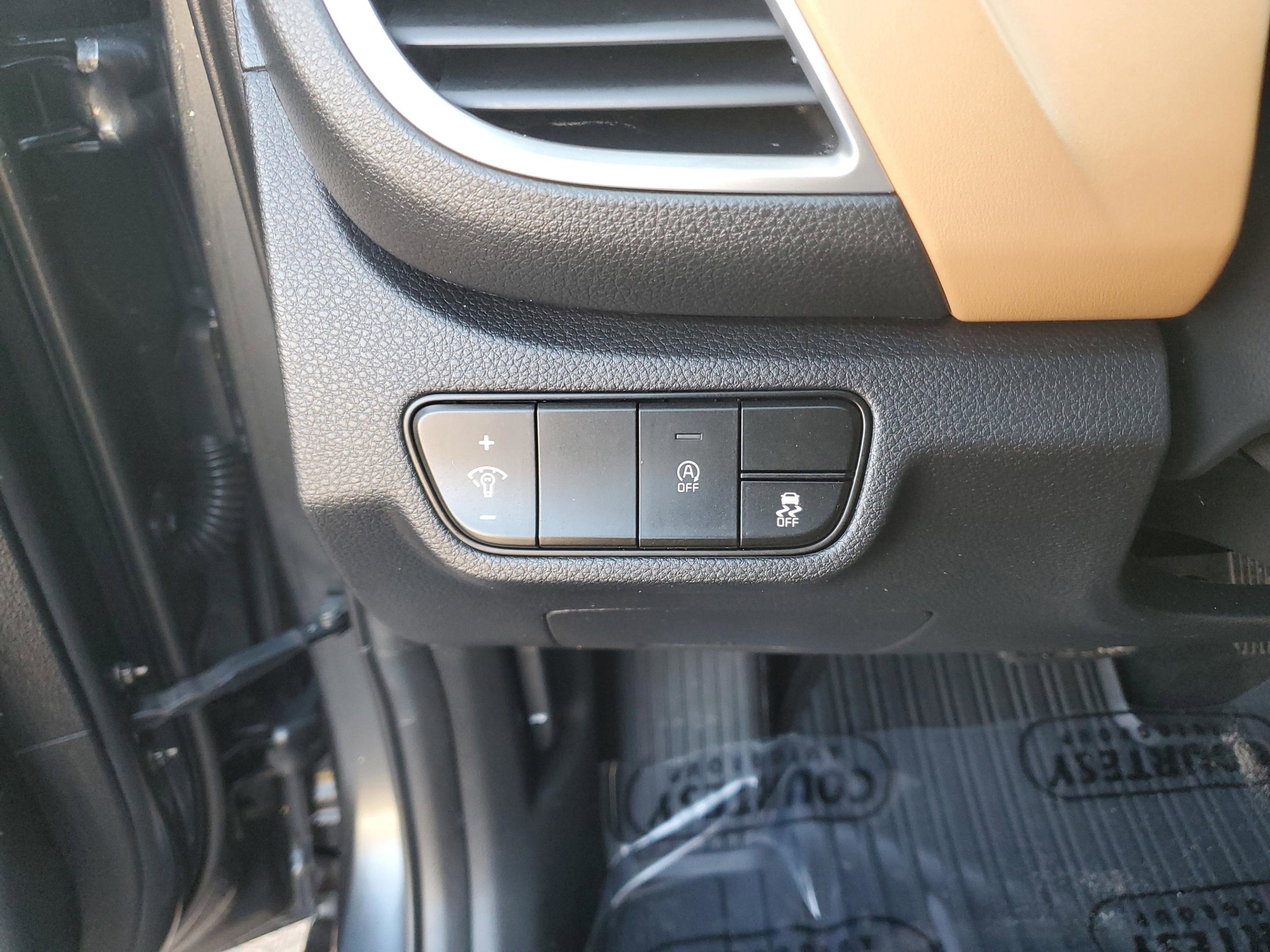 Certified 2024 Kia Seltos EX image 31