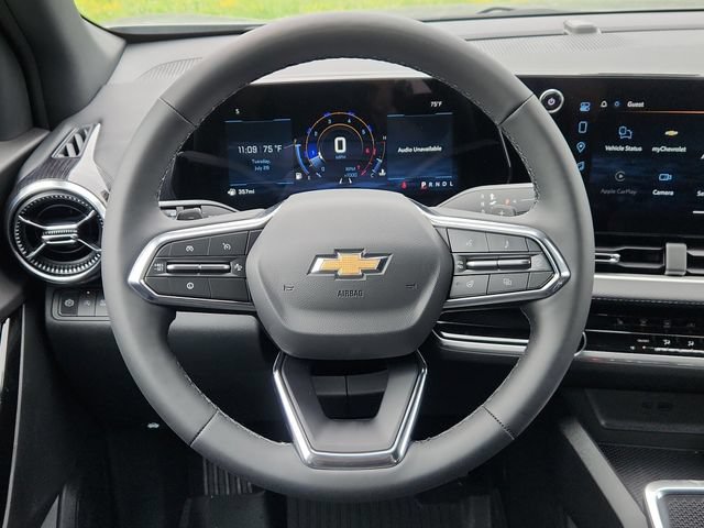 New 2027 Chevrolet Equinox LT w/ LPO, Floor Liner Package FWD image 21