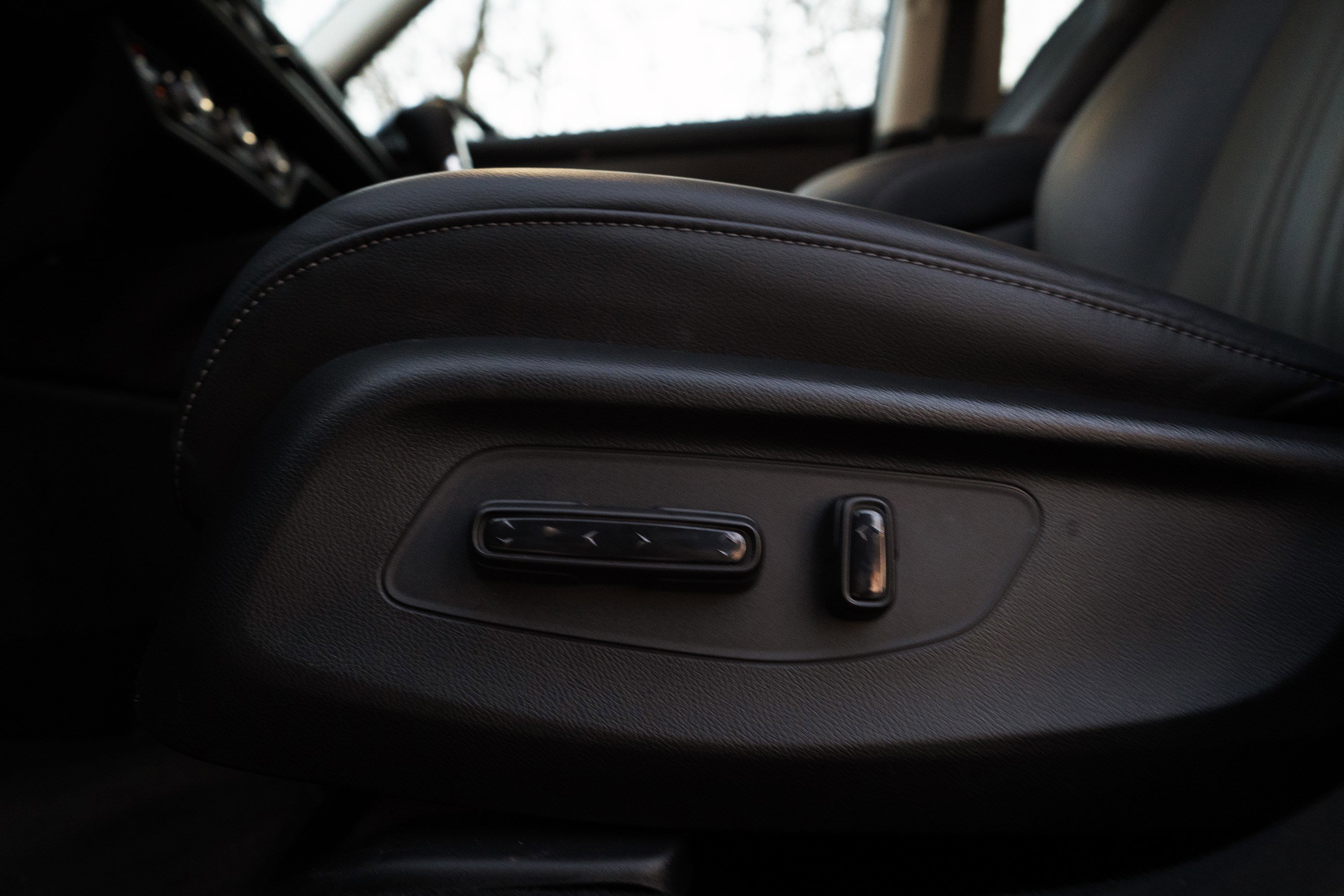 Certified 2025 Honda HR-V EX-L image 43