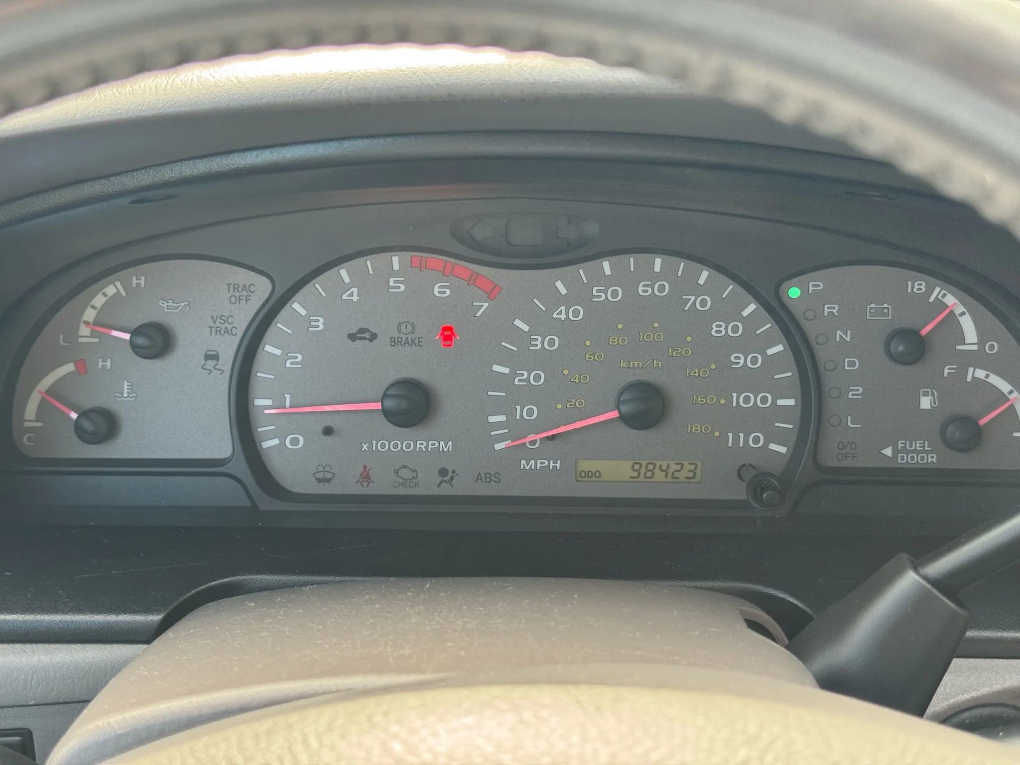 Used 2004 Toyota Sequoia Limited image 18