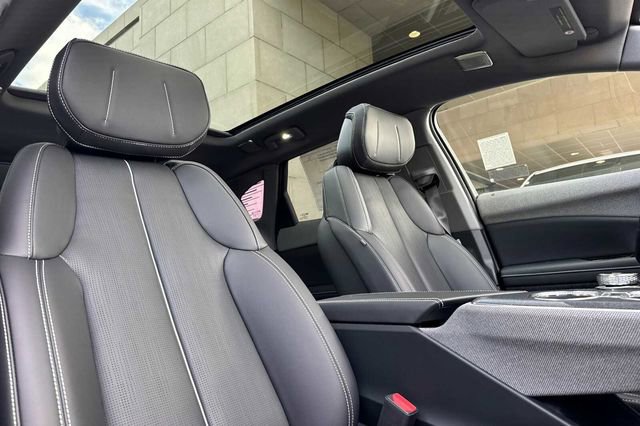 New 2026 Cadillac Optiq Sport 2 image 17