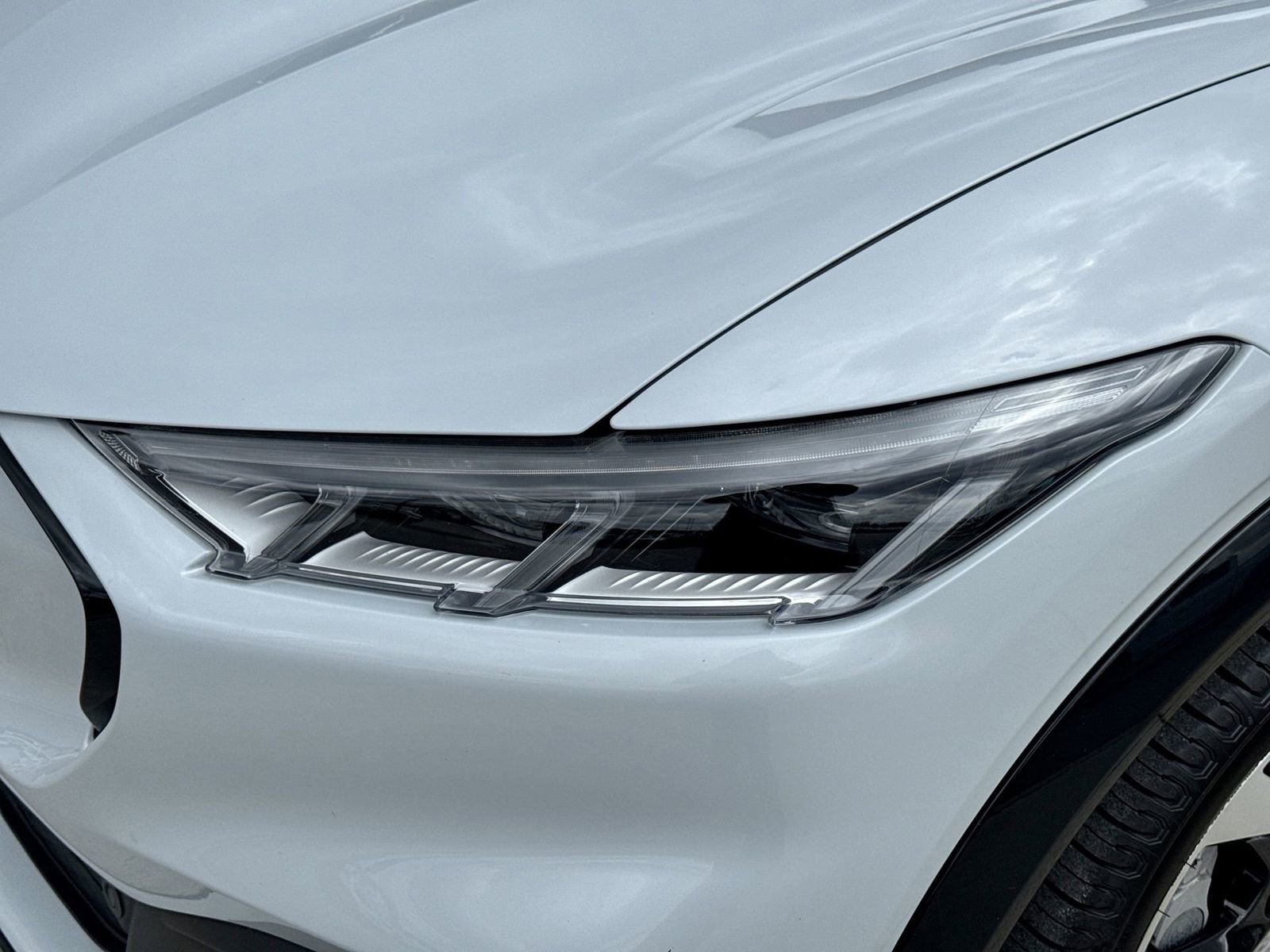 Used 2022 Ford Mustang Mach-E Premium image 9