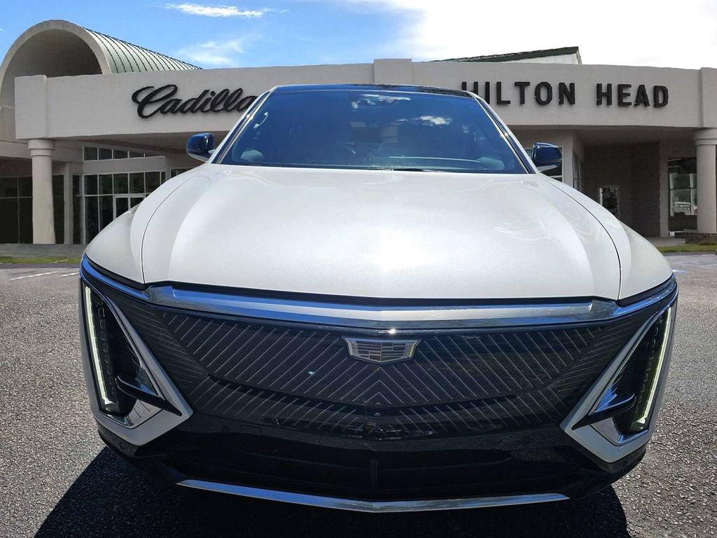 Certified 2024 Cadillac Lyriq Luxury w/ LPO, Floor Liner Package AWD/4WD image 9
