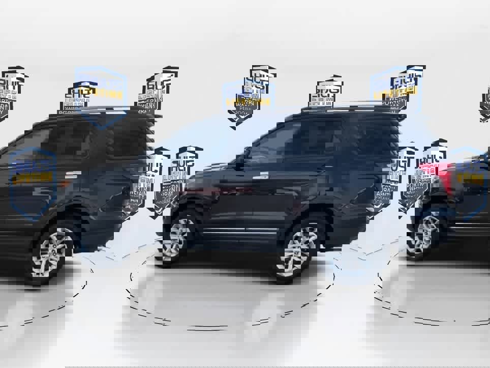 Used 2015 Ford Explorer XLT w/ Equipment Group 202B image 5