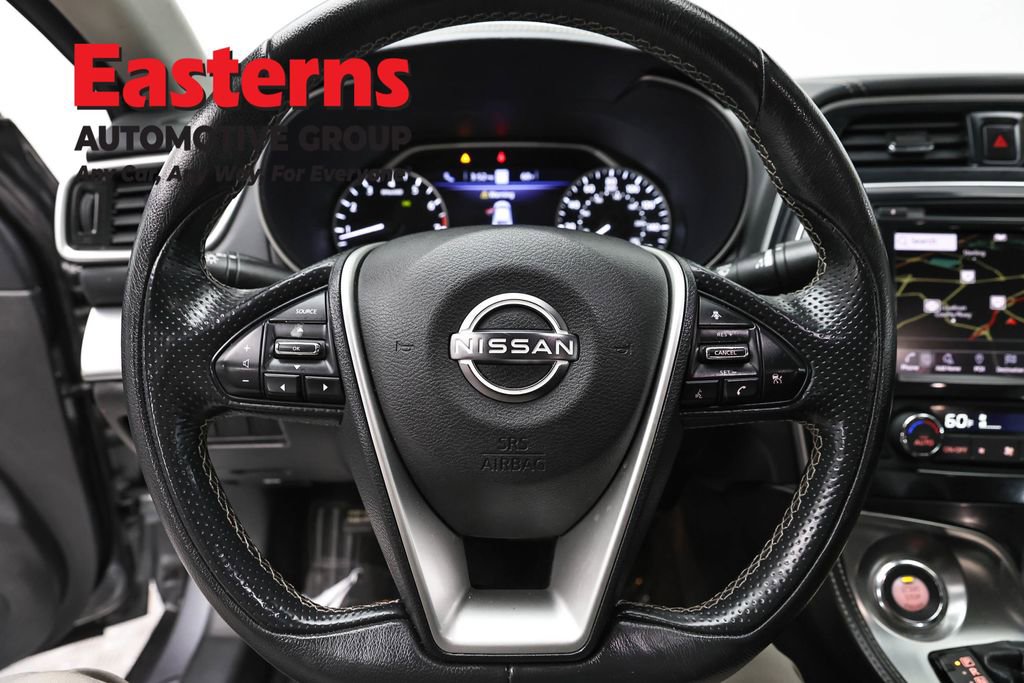 Used 2023 Nissan Maxima SV w/ Floor Mat Group FWD image 10