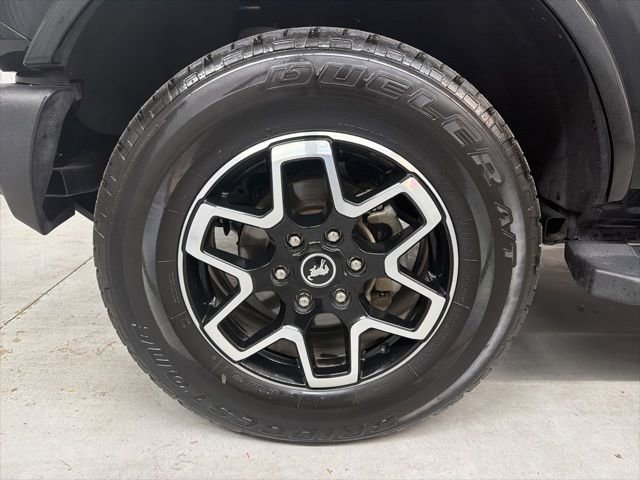 Used 2021 Ford Bronco Outer Banks image 10